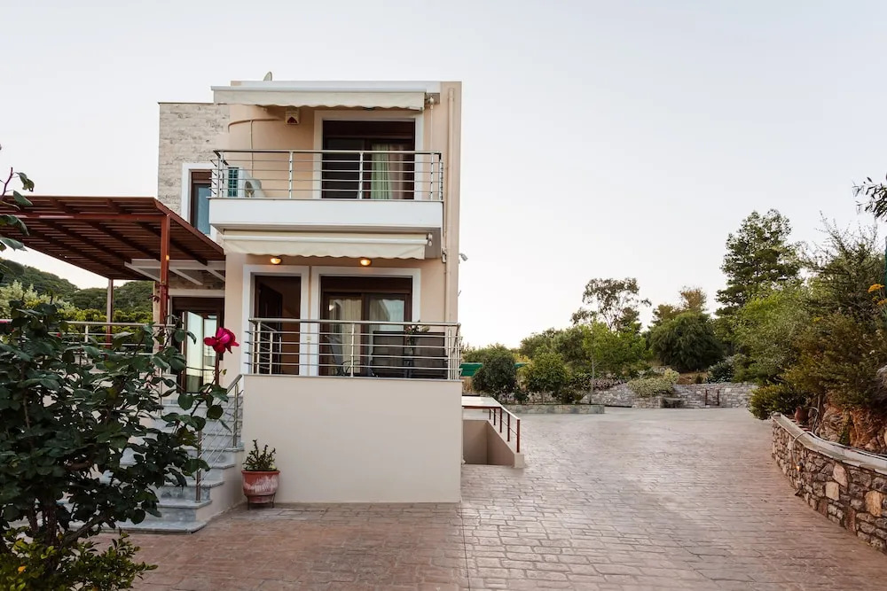 Seaside Getaway - Aelia Villas Dreamy Paradise