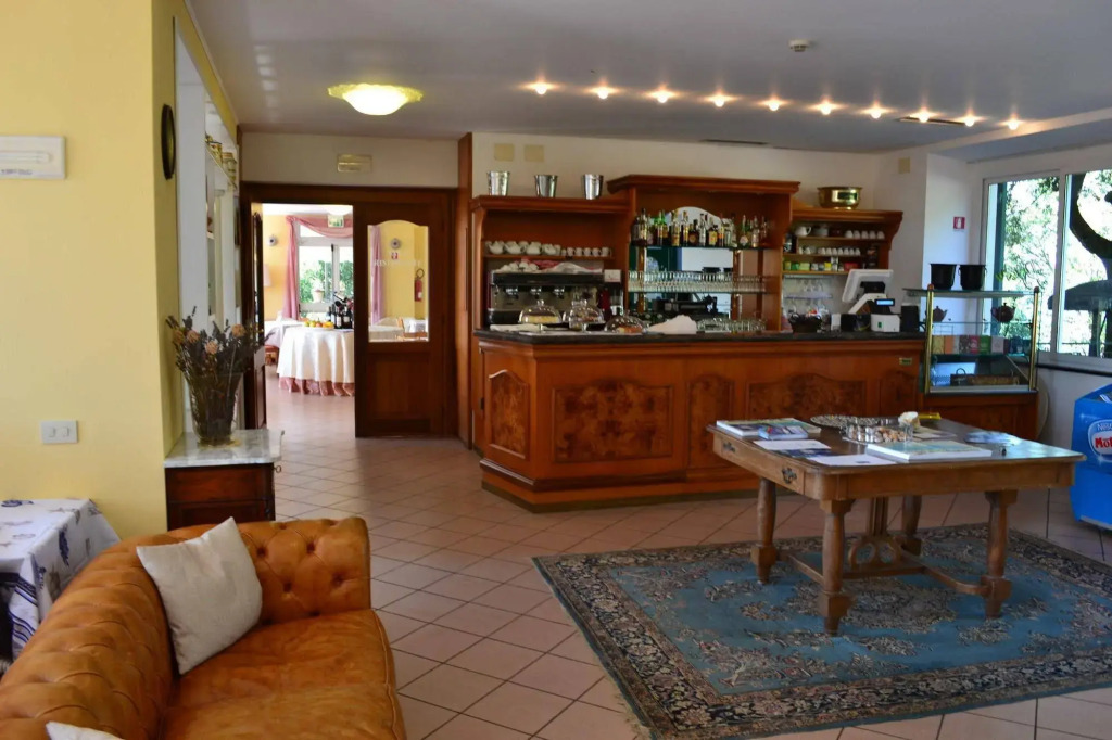 Hotel Montallegro