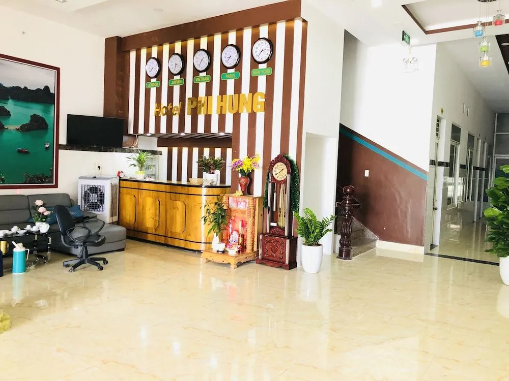 Phi Hùng Hotel