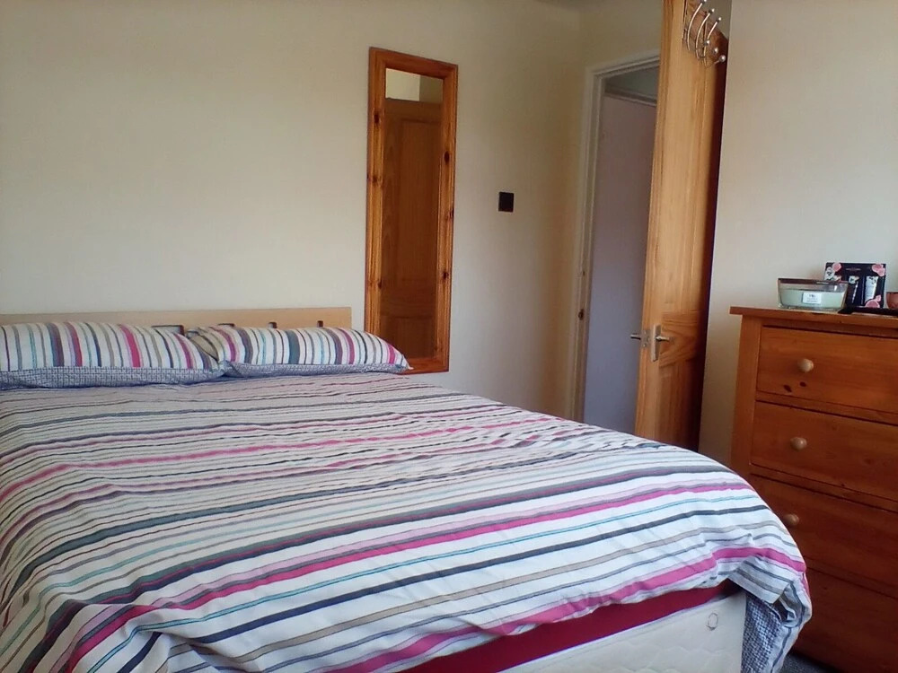 1-bed Apartment in Bridport Great Location