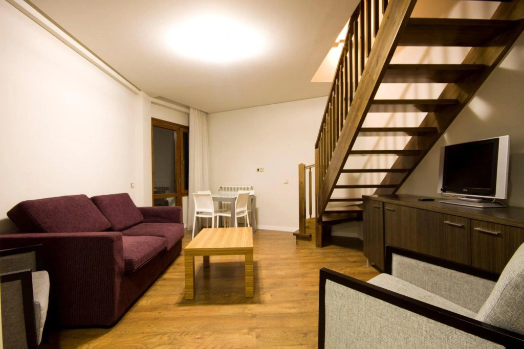 Hotel y Apartamentos SNÖ Isaba