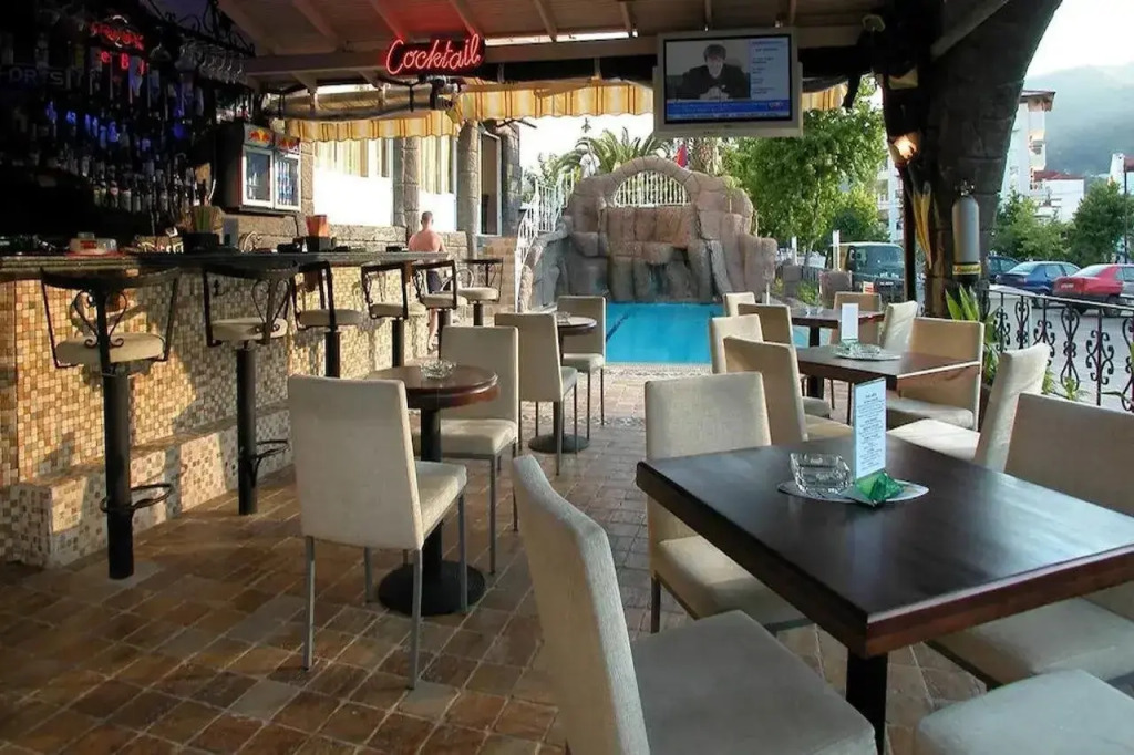 Hotel Devamlı