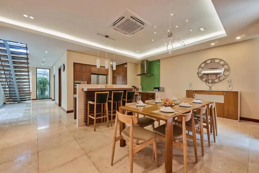 Dreamy Beach Villas Danang