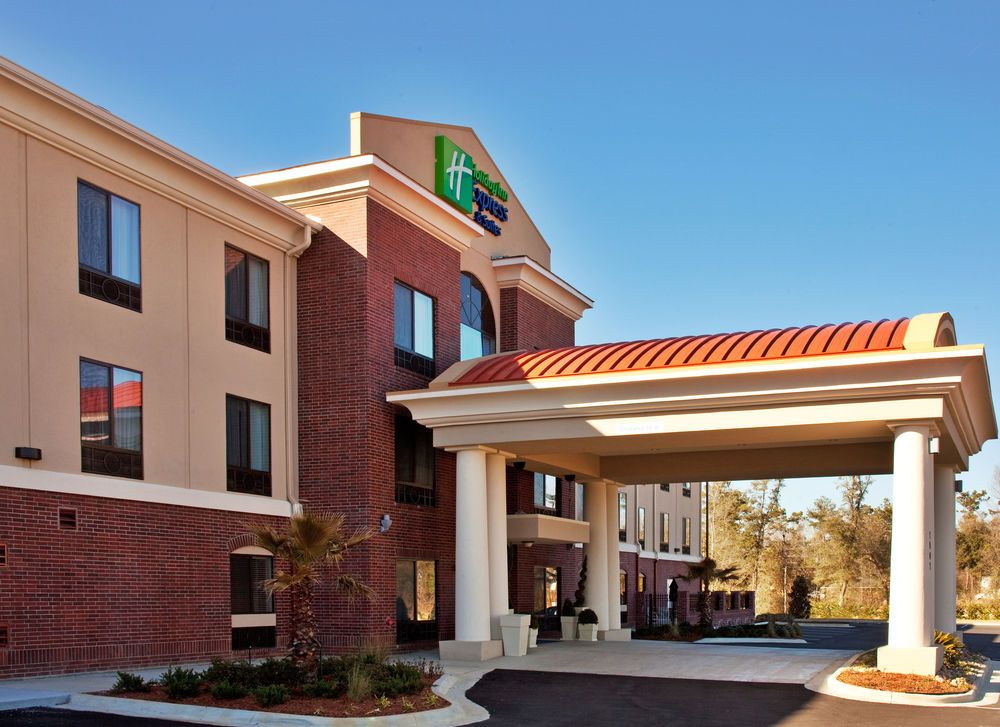 Holiday Inn Express Hotel & Suites Picayune by IHG