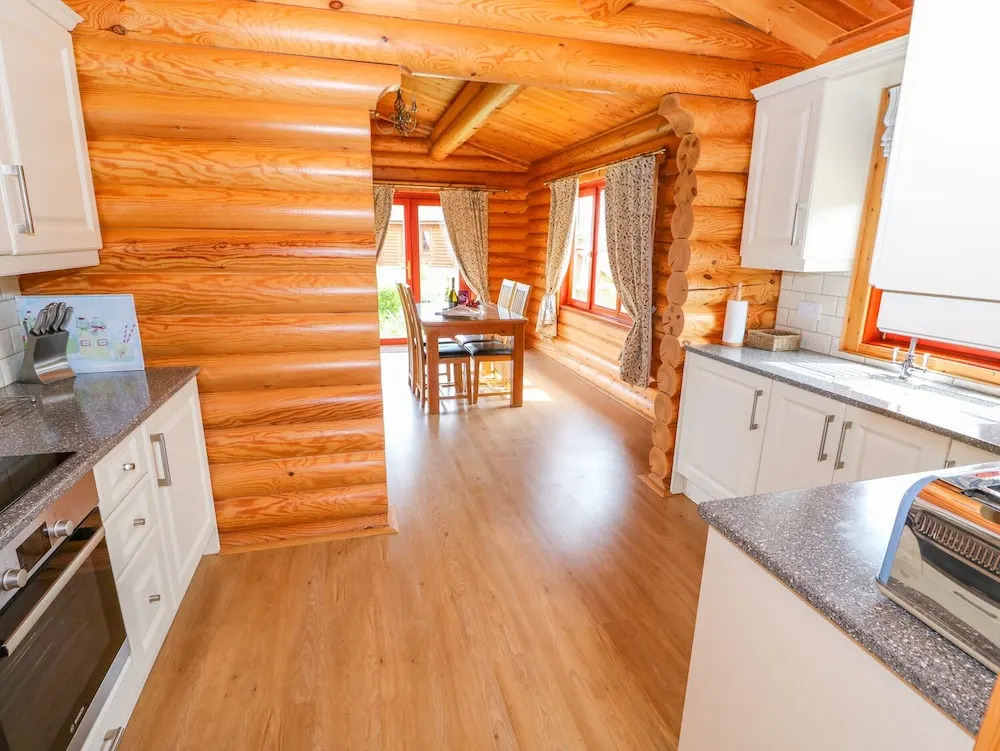 Cedar Lodge