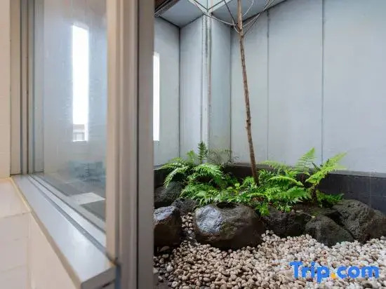 Shinjuku Skyview Serenity Duplex Villa