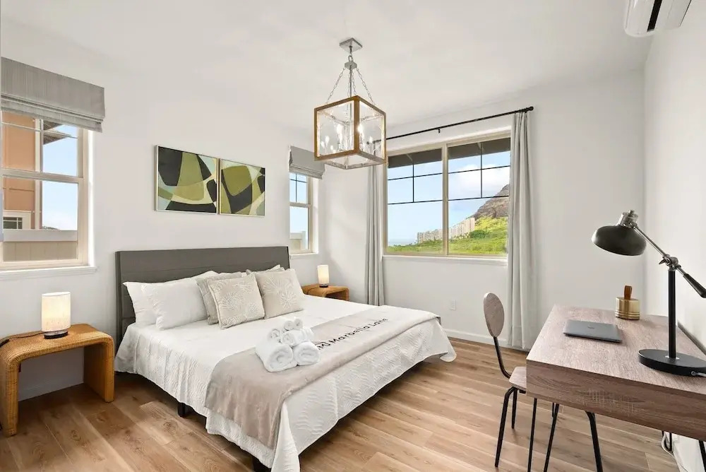 @ Marbella Lane - 2 master suites MT+Ocean Views