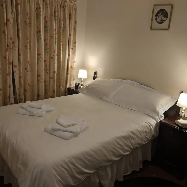 Huntingball Lodge
