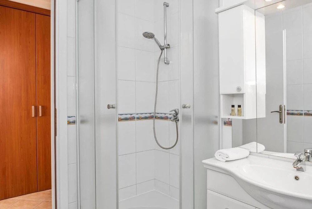 Barun Apartments - Studio for 2
