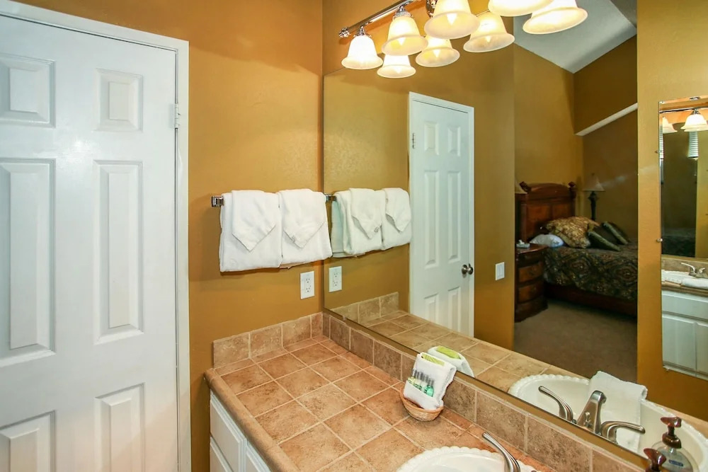 A Piece Of Bearadise Condo