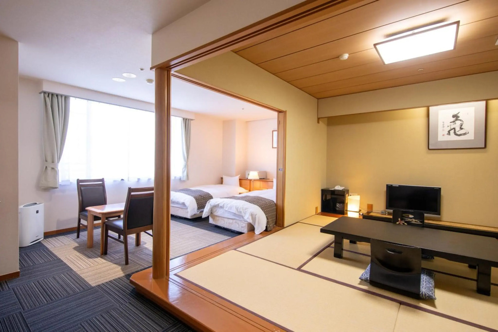 Yufuin Hotel Shuhokan