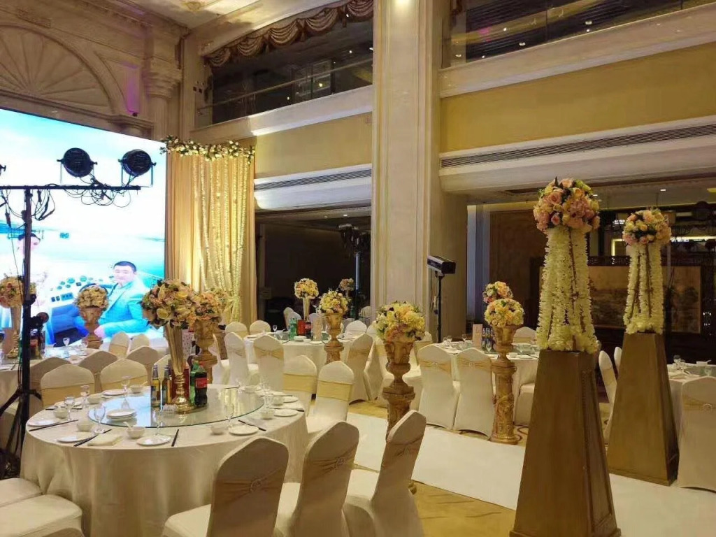 Sun Moon Lake Hotel Dalian大连火车站店