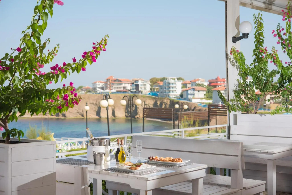 HOTEL ESKADA BEACH