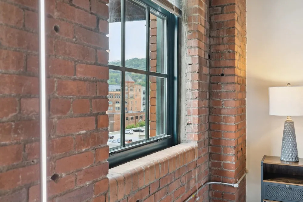 Historic Loft Retreat With Pool