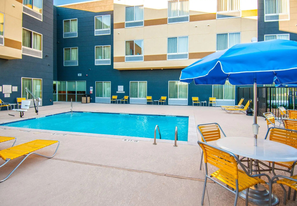 Fairfield Inn & Suites by Marriott San Antonio Brooks City Base