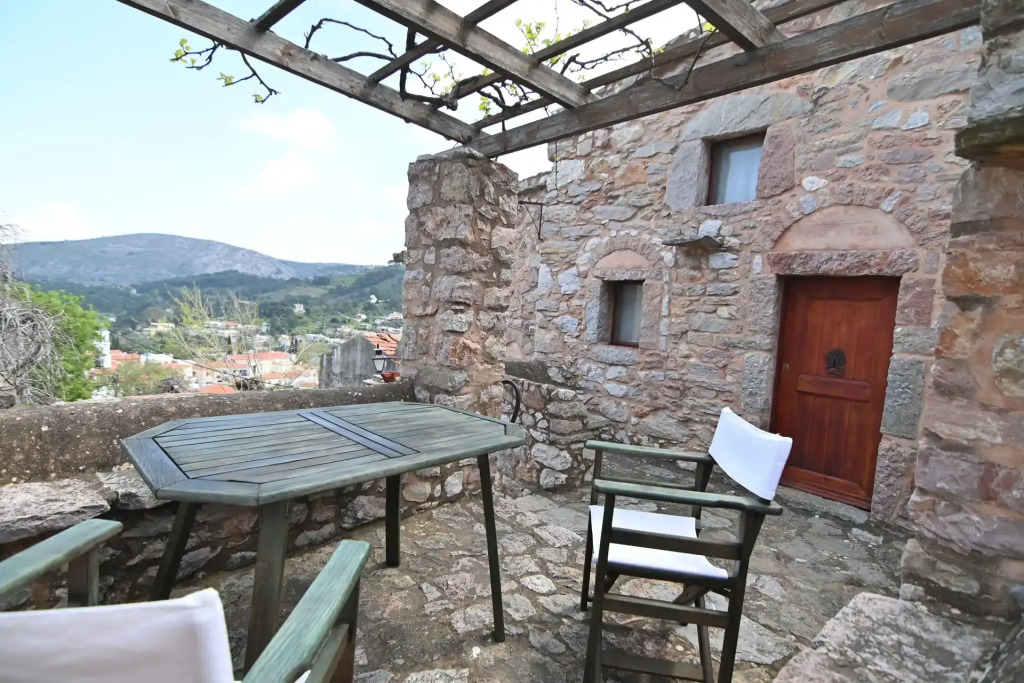 Spilia Traditional Village Houses