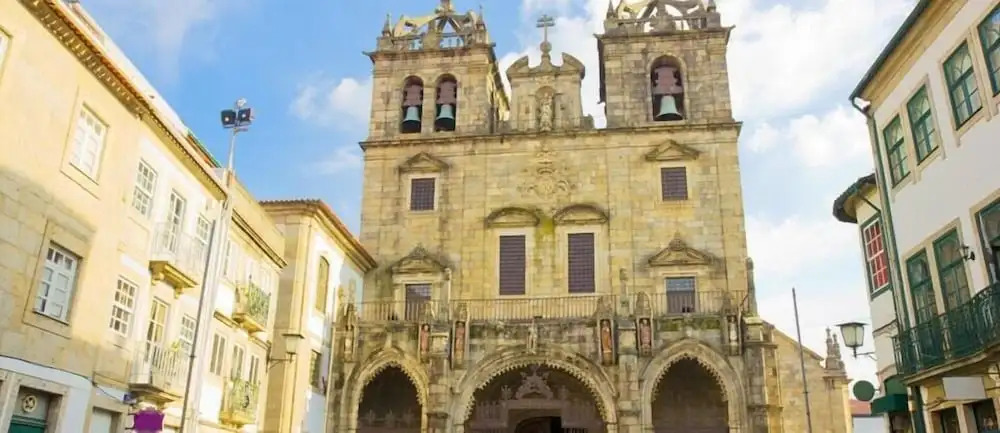 Private Modern Home, Fully Equipped, Near Historic Braga Centre