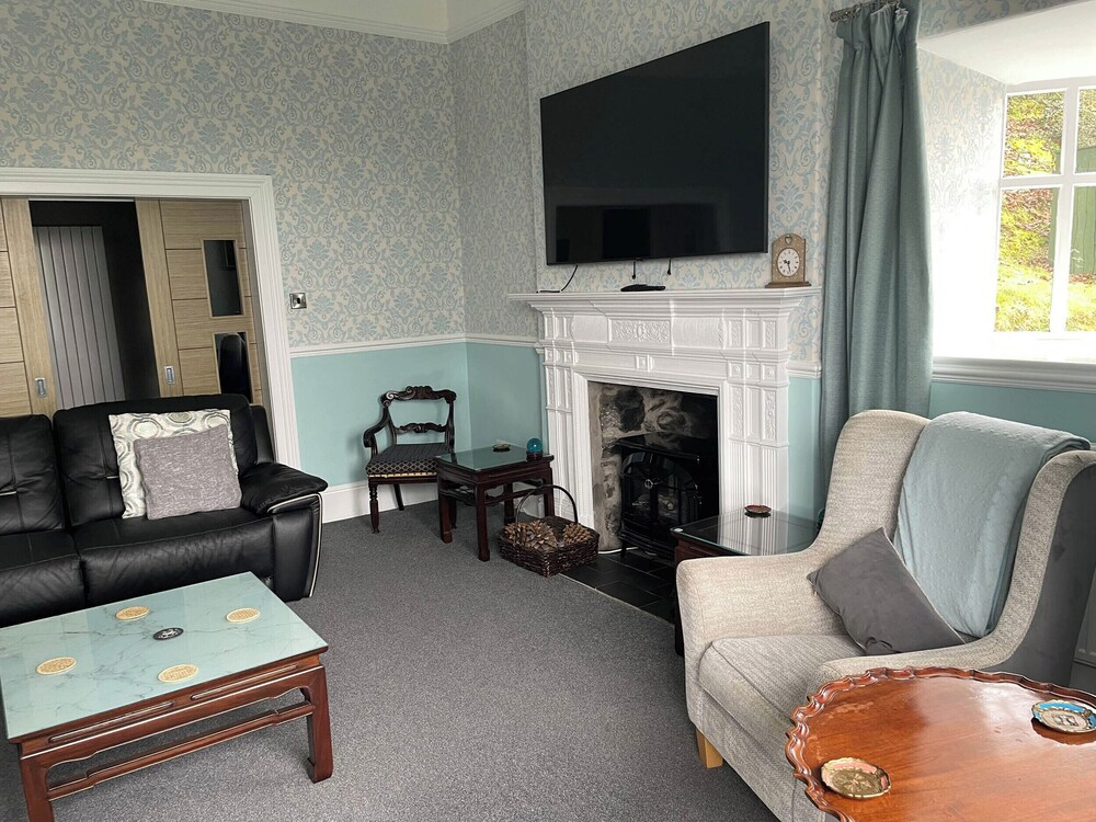 Noddfa Country House