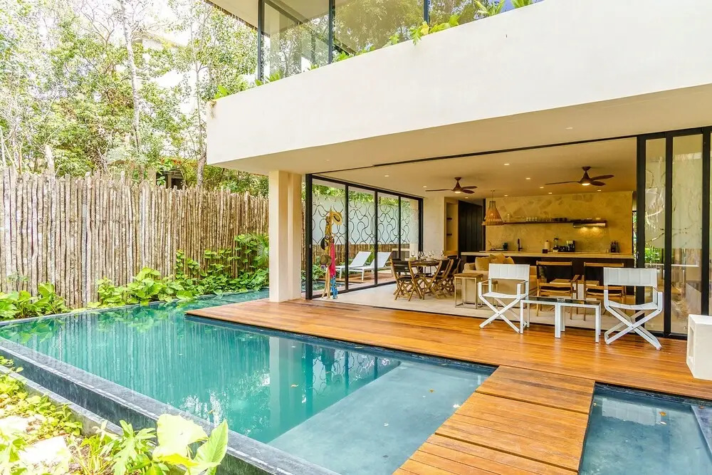 Gorgeous Flowy Space with Wrap-around Private Pool