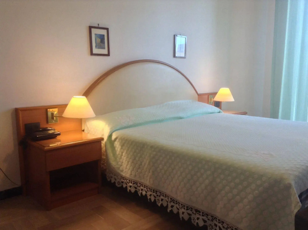Hotel Bacco Rooms and Breakfast