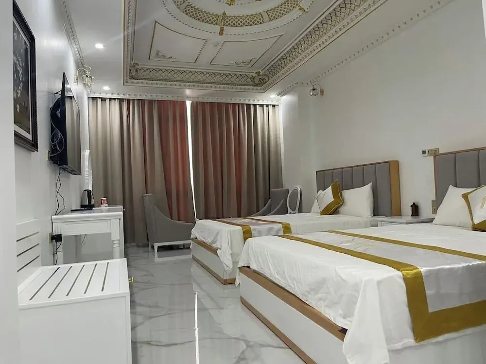 Đông Thắm Hotel