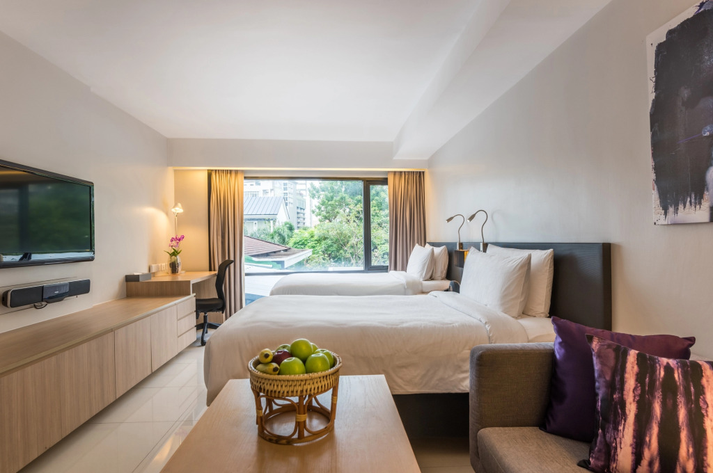 Отель Maitria Sukhumvit 18 Бангкок - Коллекция Chatrium