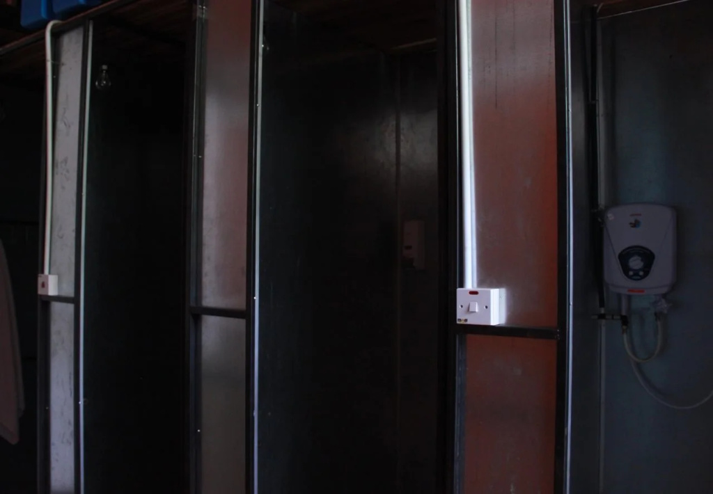 DIY Dorm - Hostel