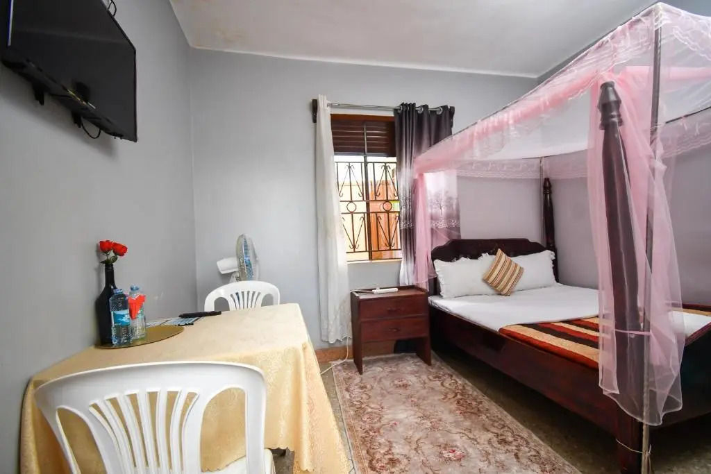 Jinja Grand Hotel