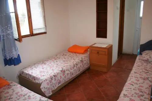 Apartments Sutomore