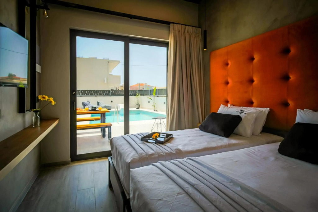 Old Cinema Suites - Stylishly Decorated Retreat with Pool or Jacuzzi by the Sea in the Heart of Laganas Βy Villa Mana Gers