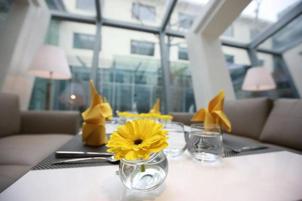 Parkview O.city Hotel