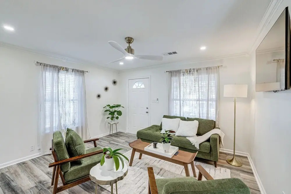 Walk to Cultural District: Fort Worth Home w/ Yard