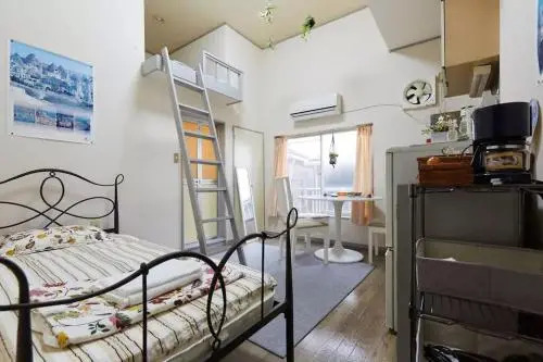 Tranquil Studio with Loft space Apts