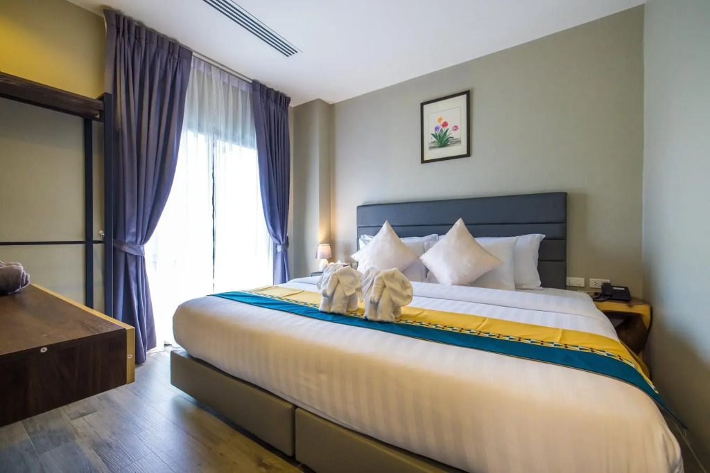 Kana Triple L Hotel Phuket普吉岛卡娜3L酒店