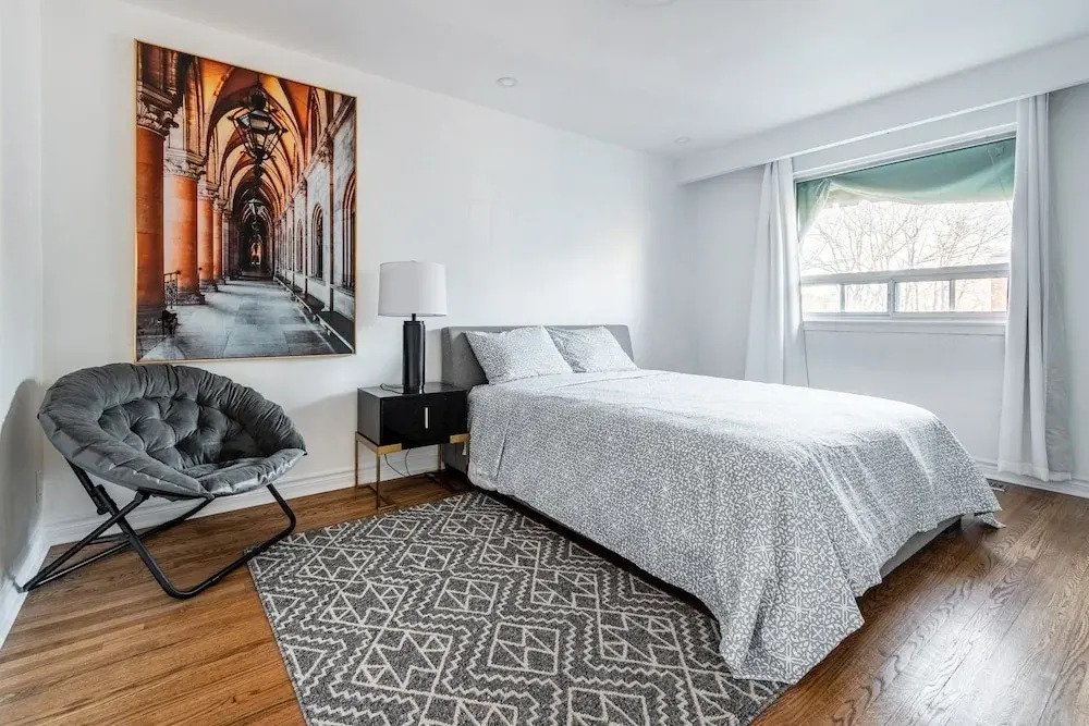 Family & Corporate home in Mississauga
