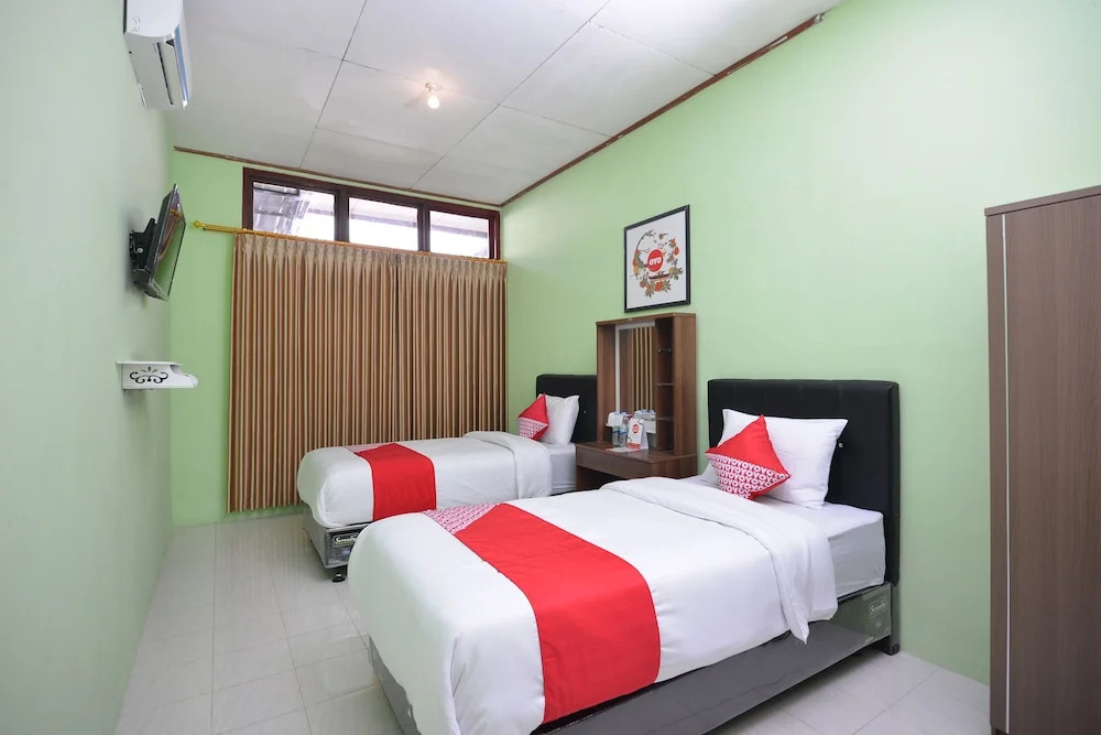 RedDoorz Syariah at Omah Pathok Malioboro