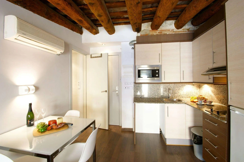 Feel Good Apartments Borne Down Town
