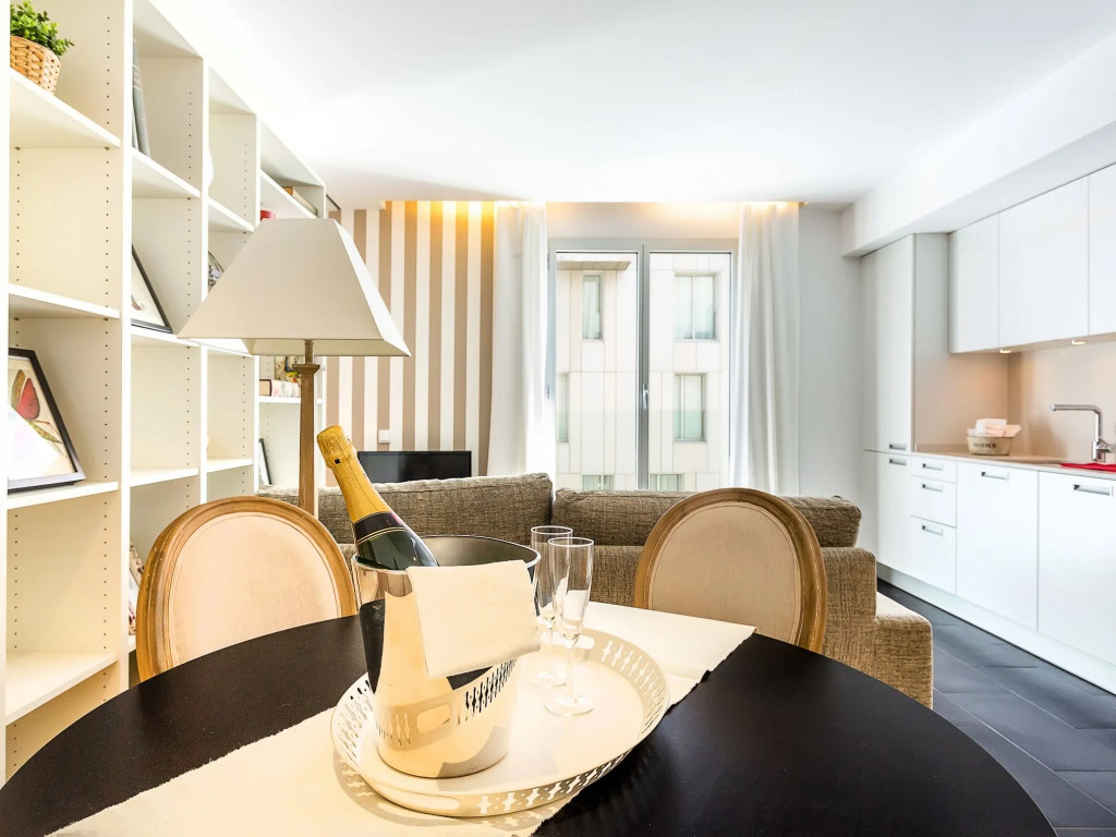 UD Rambla Suites & Pool 41 (1BR) Suite