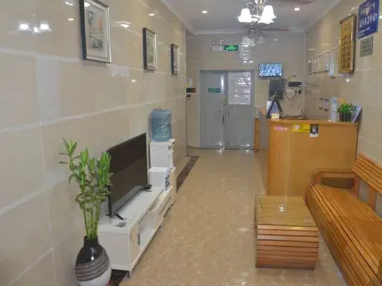 Yayuan Hostel
