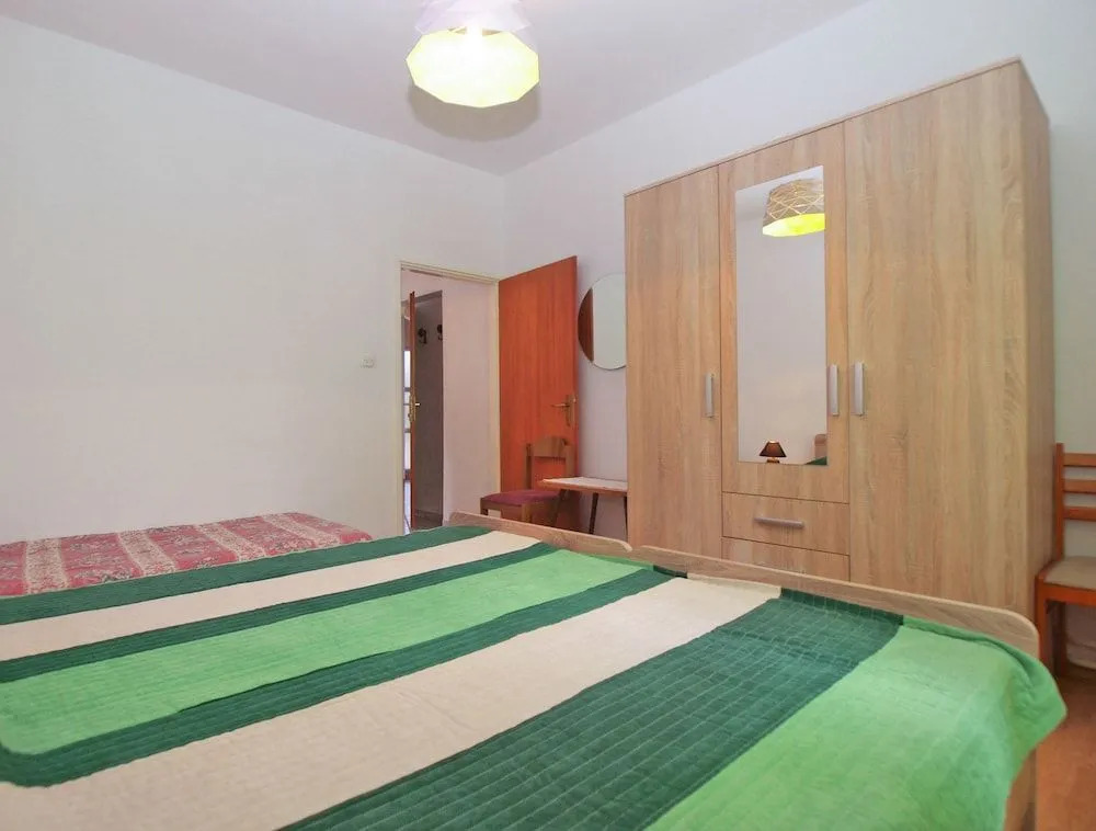 Apartment 847
