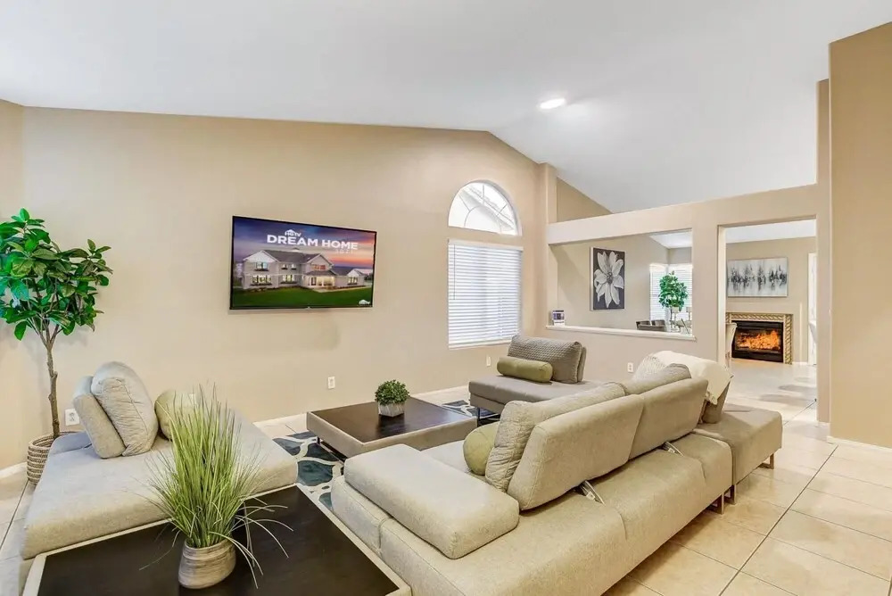 Sunny Heated Pool Retreat Near Las Vegas 1-story 3 Bedrooms Fully Equipped Island Kitchen