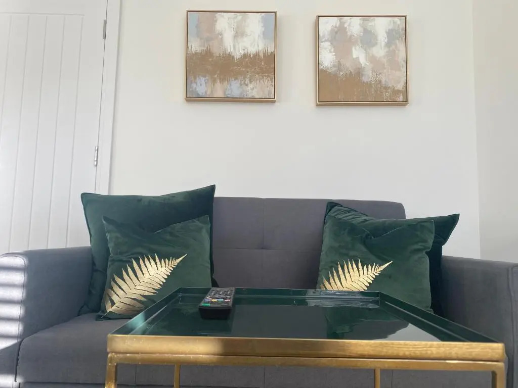 Wyndham Crescent - Stylish Flat in Popular Pontcanna