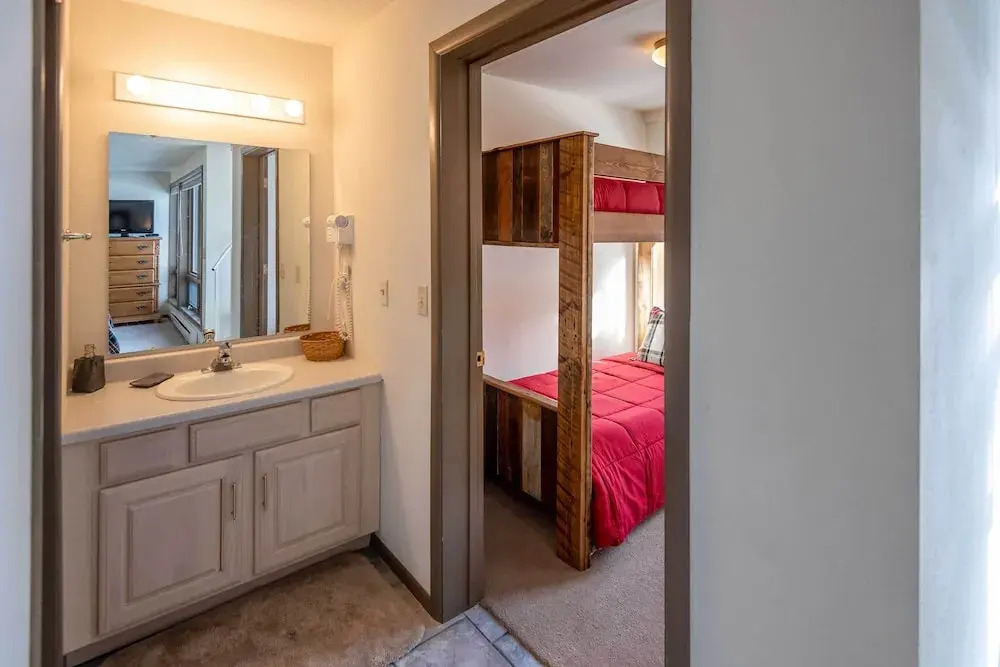Steps to Ski Lifts - Condo w/ Walk-out Patio!