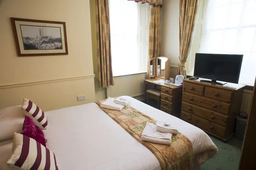 Station Hotel