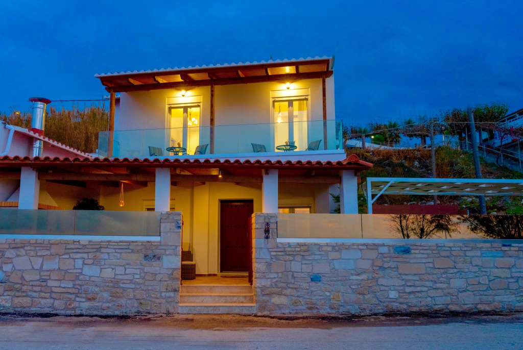 Thalassa Beachfront Villa with private pool