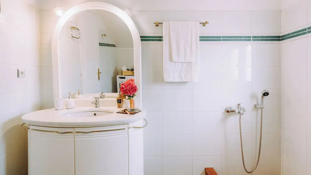 Lithostroto Suites