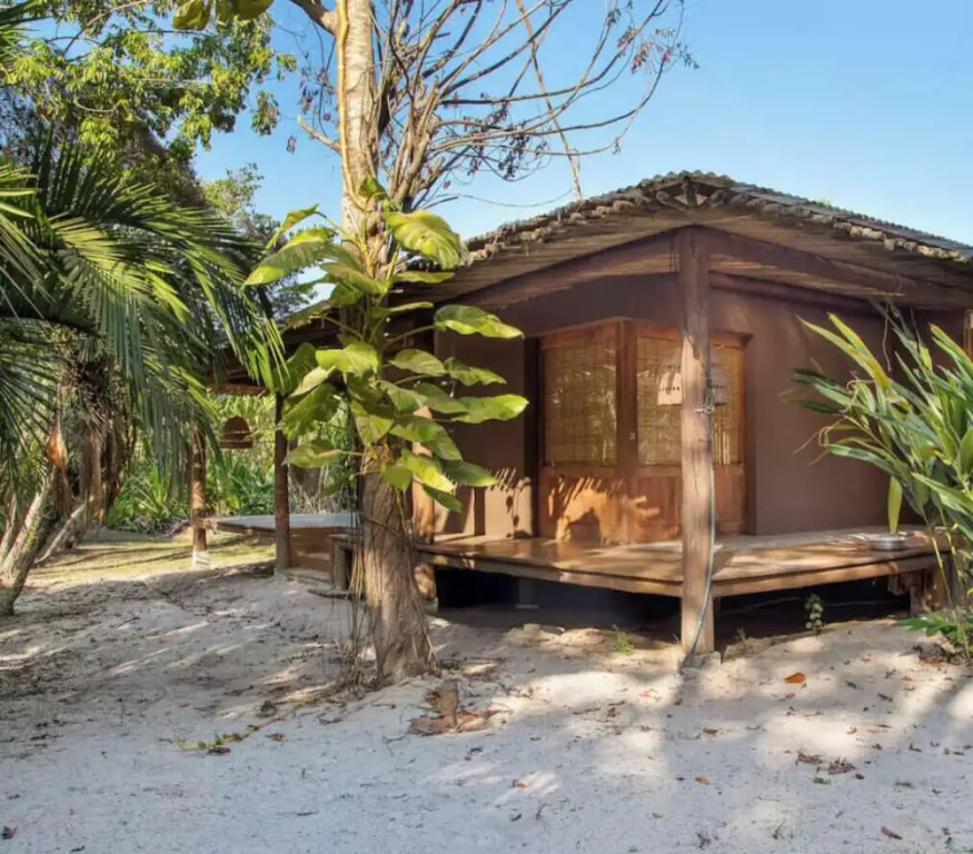 Suíte em Villa Pé na Areia com Design Exclusivo