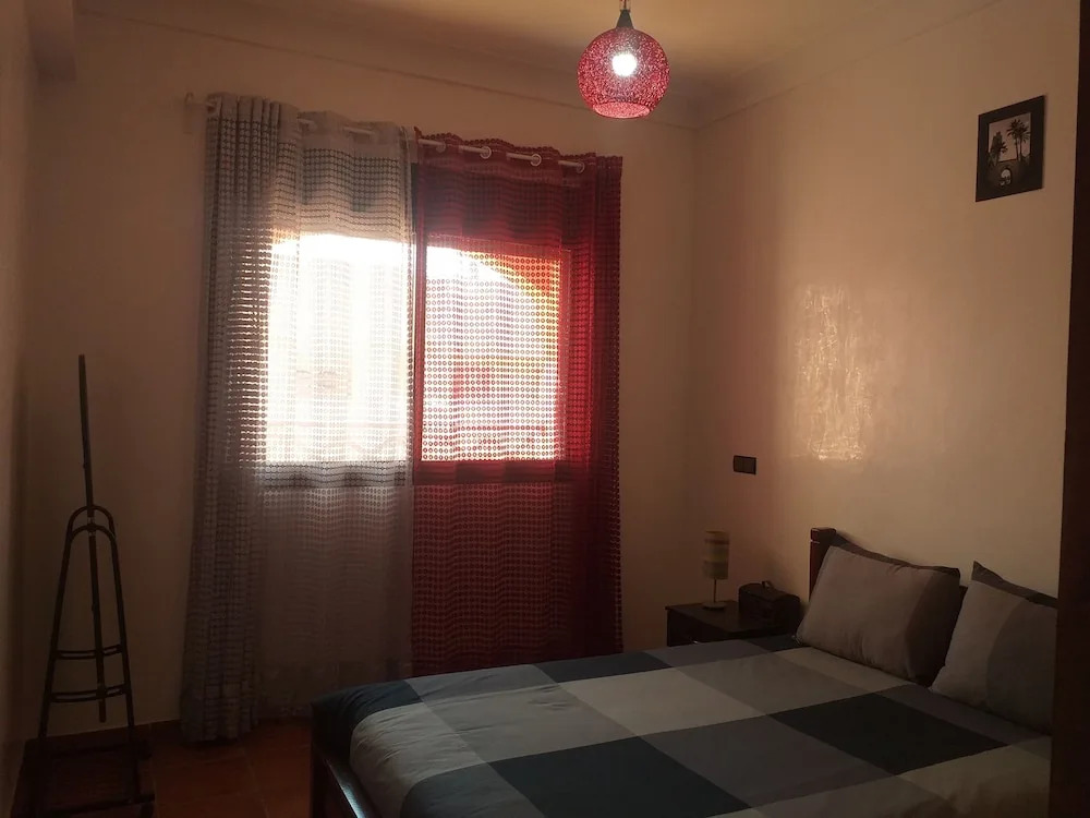 Quiet apartment in a paradise residence. Overnight prices, remained stable