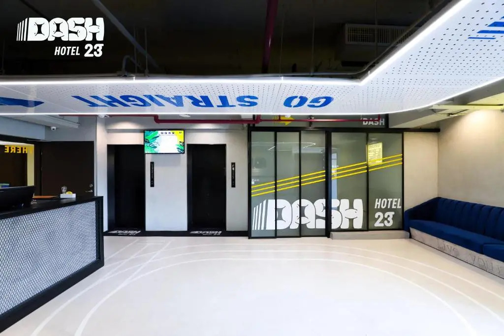 Dash 23 Hotel