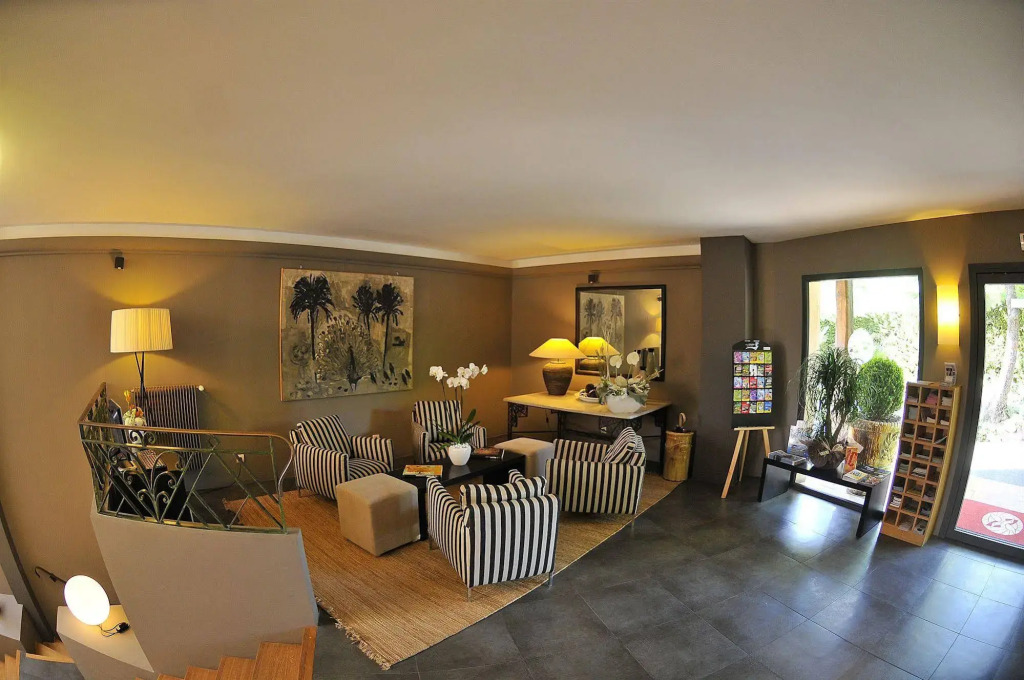 Hotel****Spa & Restaurant Cantemerle